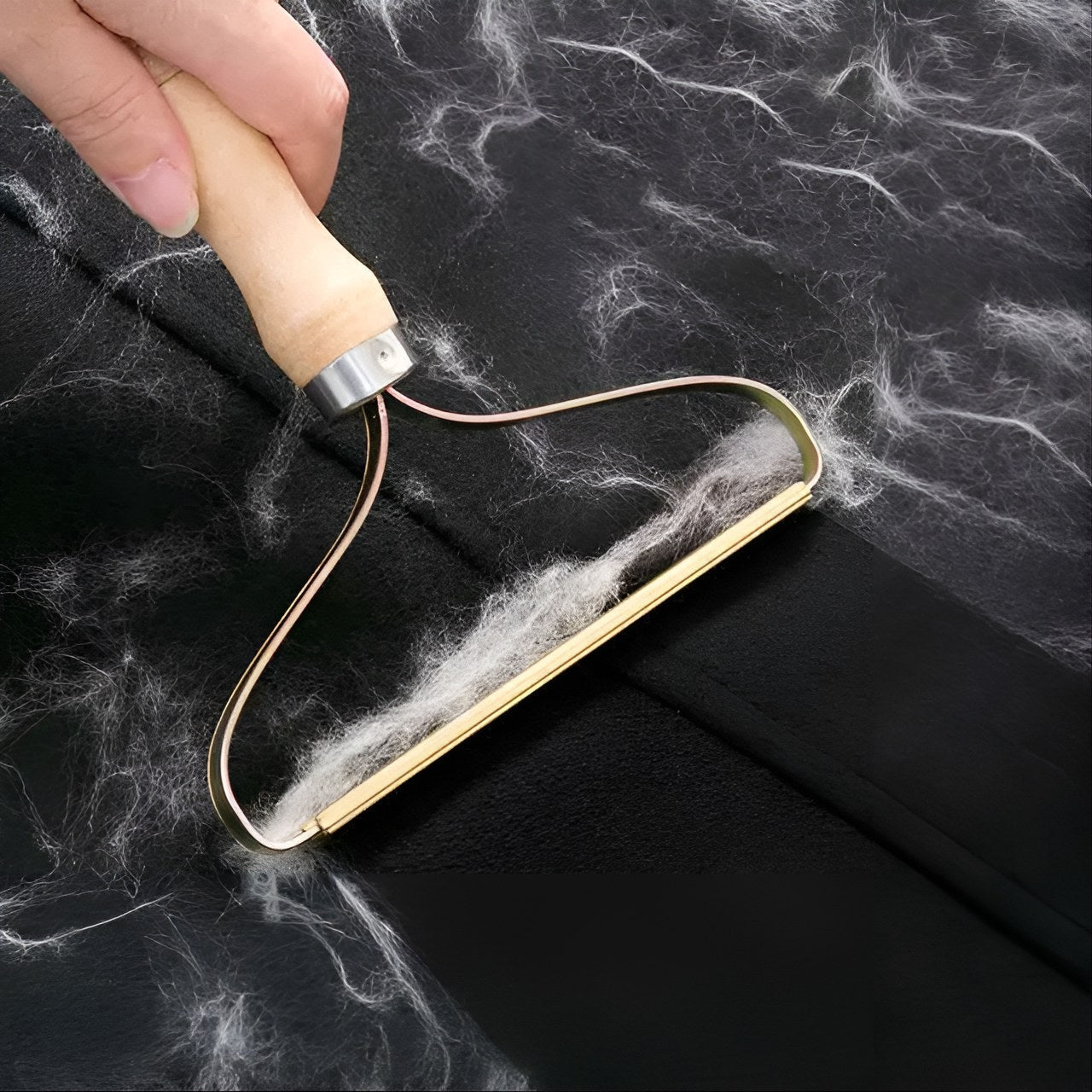 Četka za Uklanjanje Dlaka i Vlakana