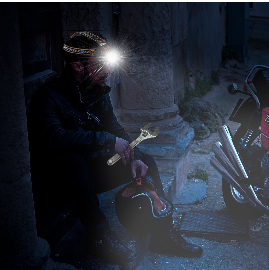 LED nadglavna lampa