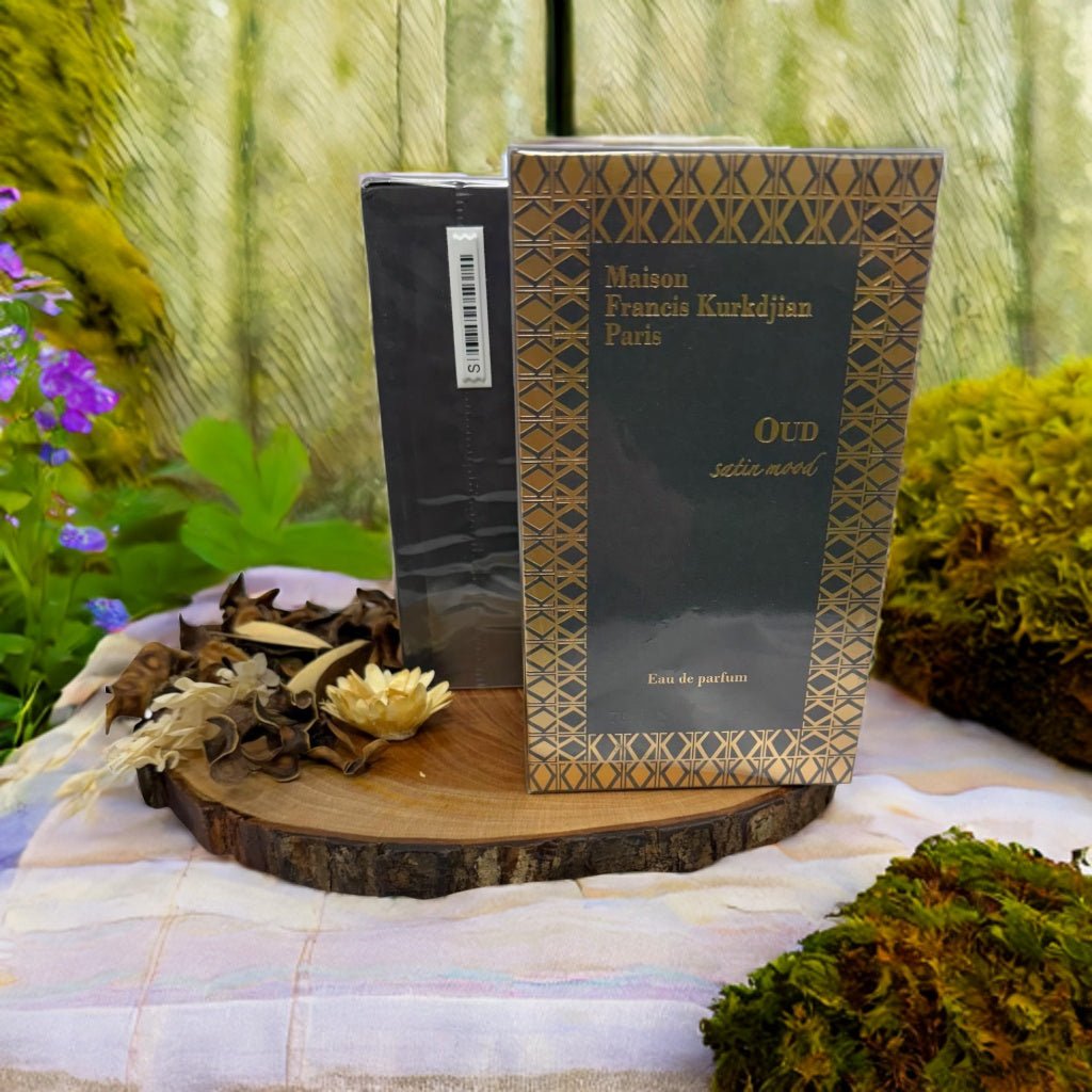 Oud Velvet Silk Eau de Parfum
